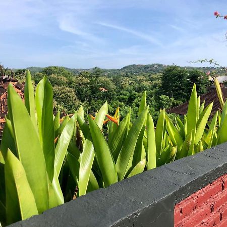 The Hidden Escapes Bingin- Sunset Rooftop Wood House With Ocean View & Private Kitchen Uluwatu  Bagian luar foto