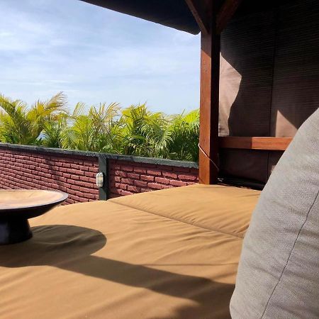 The Hidden Escapes Bingin- Sunset Rooftop Wood House With Ocean View & Private Kitchen Uluwatu  Bagian luar foto